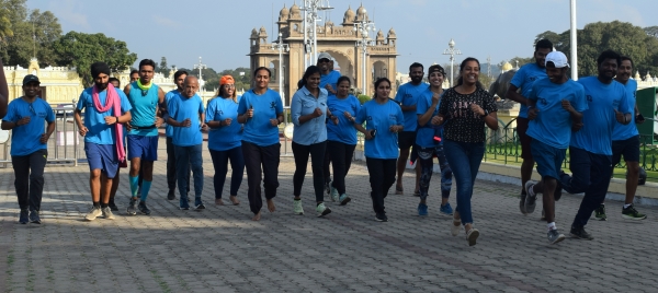 148 km run to promote gender equality