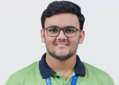 JEE Advanced 2025 Results Announced: Rajit Gupta Tops with 332 Marks