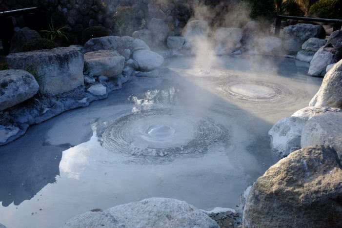Study uncovers potential origins of life in ancient hot springs